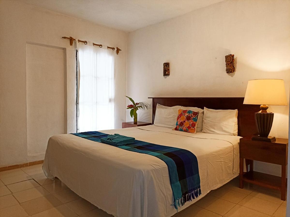 Casa De Los Pajaros - B&B Valladolid  Eksteriør bilde