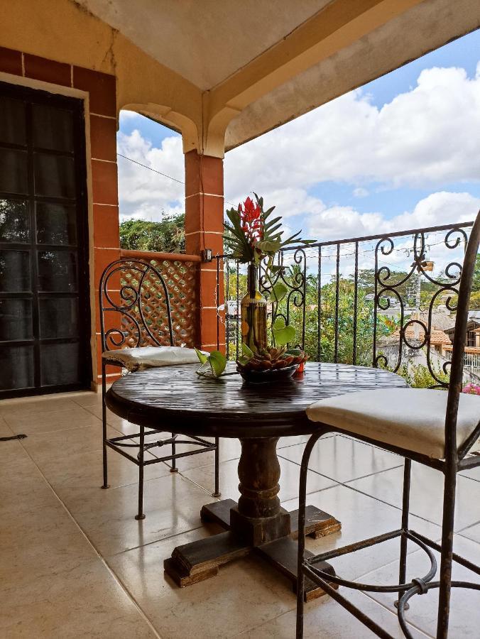 Casa De Los Pajaros - B&B Valladolid  Eksteriør bilde